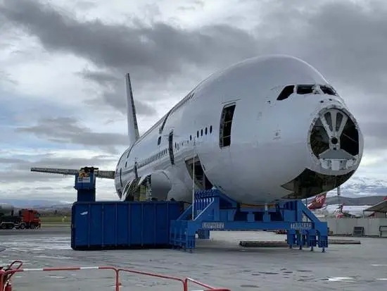 要拆了 法航首架退役A380完成最后一飞—美国退役飞机公司